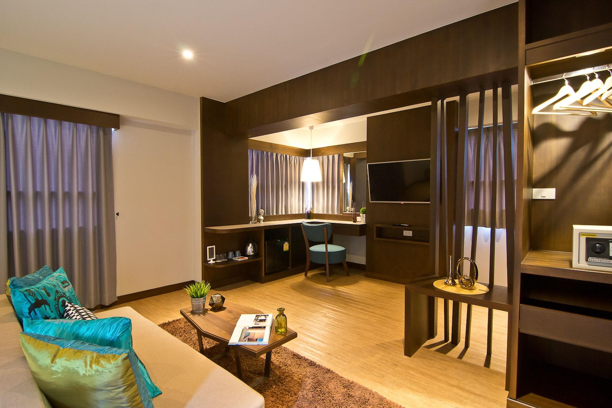 Coco Hotel Bangkok Exterior photo