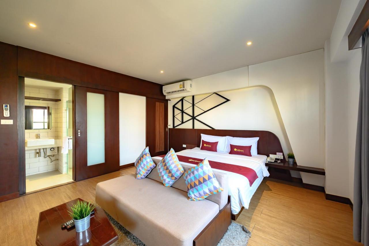 Coco Hotel Bangkok Exterior photo