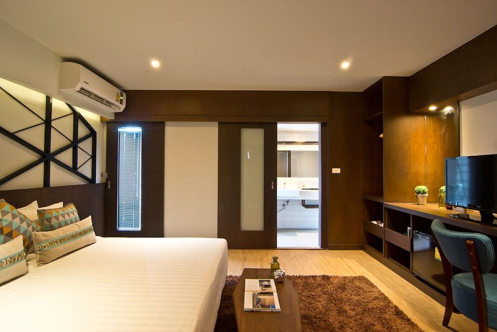 Coco Hotel Bangkok Exterior photo