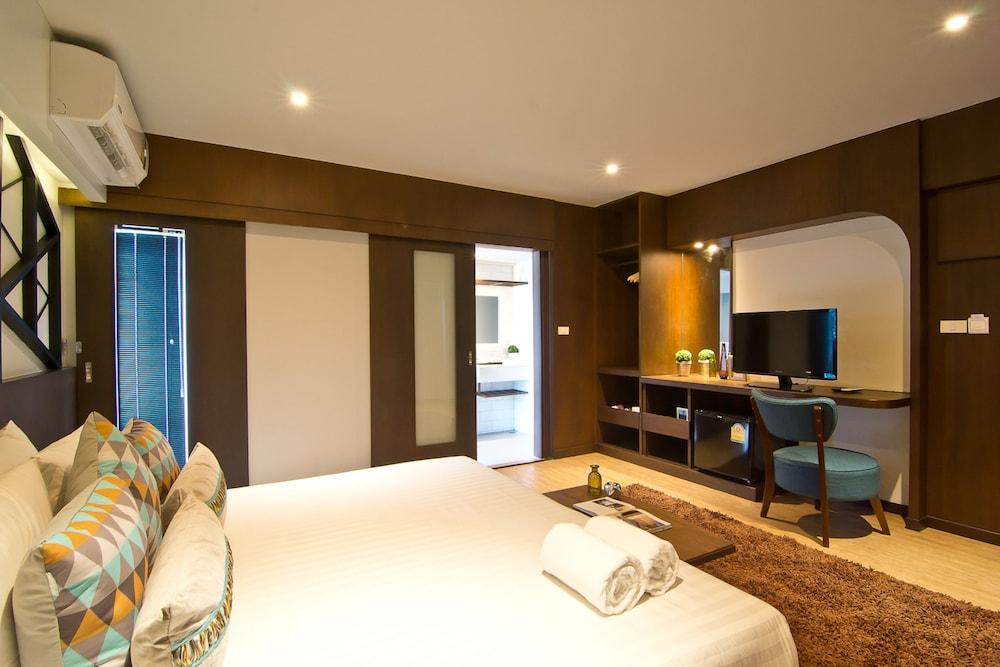 Coco Hotel Bangkok Exterior photo