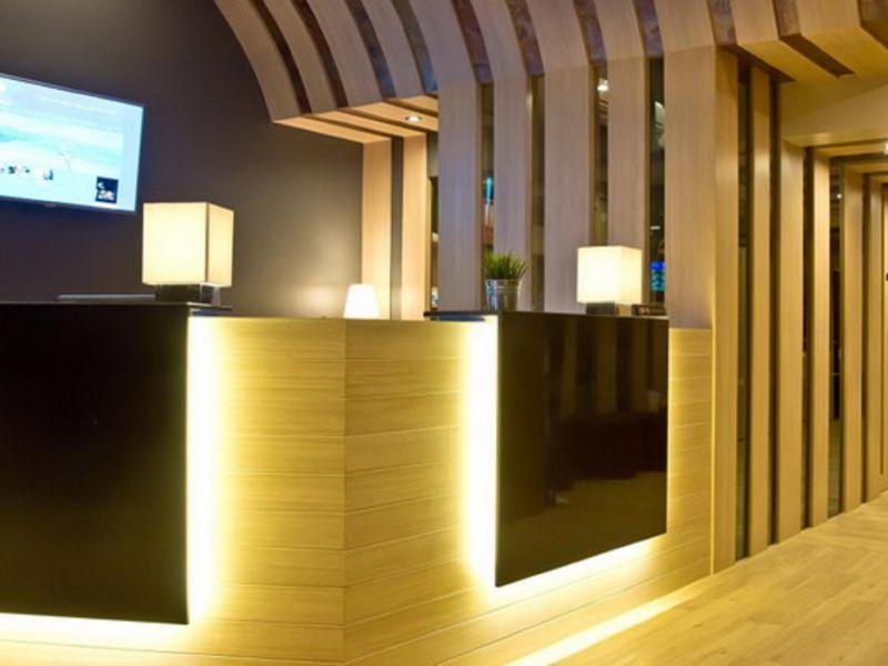 Coco Hotel Bangkok Exterior photo